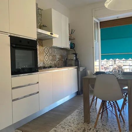 Foscolo 20 * La Spezia