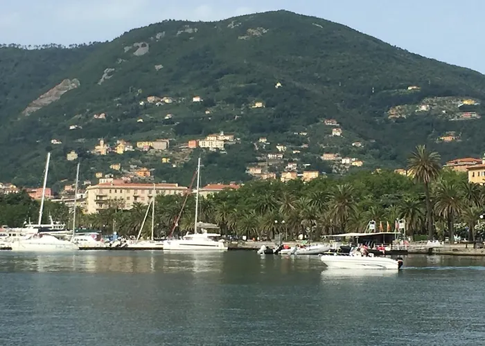 Foscolo 20 * La Spezia